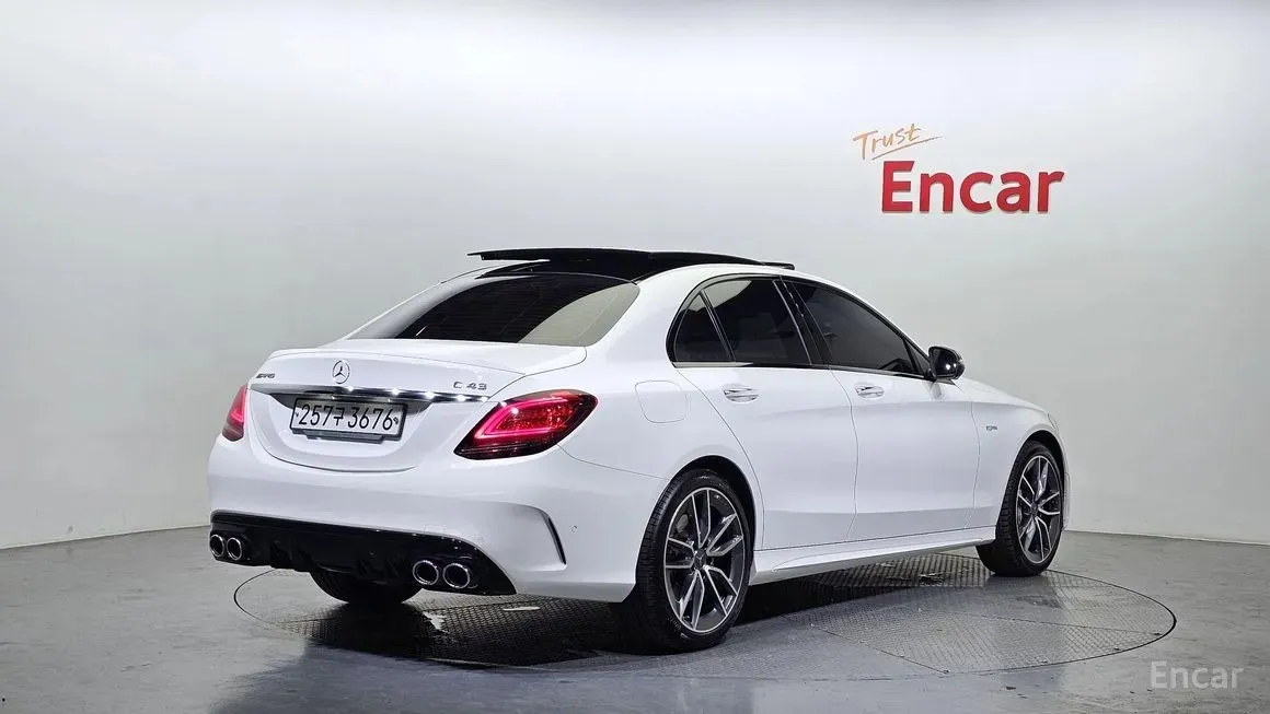 Mercedes Benz C-Class