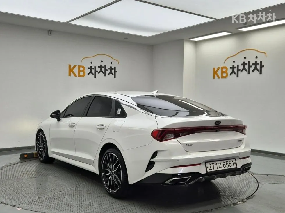 Kia K5